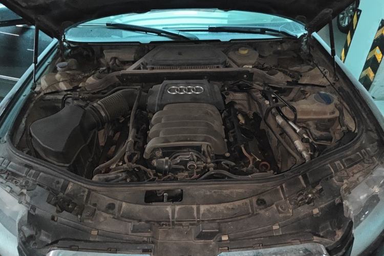 Used Audi A8 2009 A8L 2.8 FSI Standard Model Engine Bay