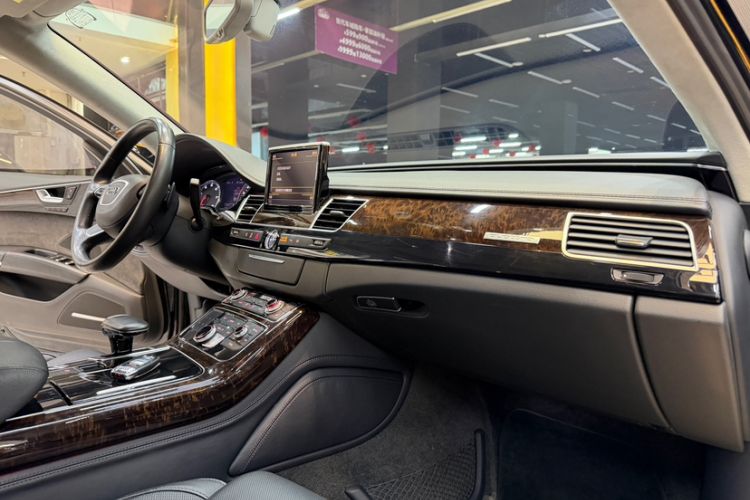 Used Audi A8 2009 A8L 4.2 FSI quattro Prestige Edition Interior 11