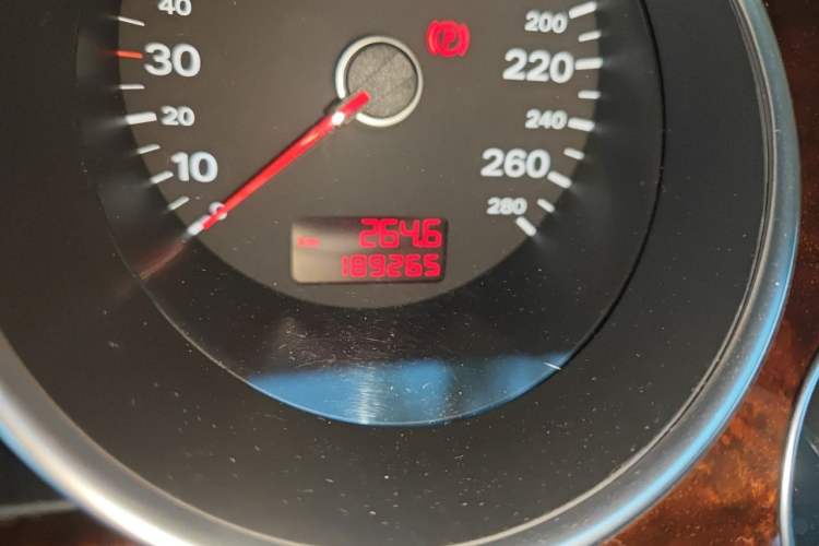 Used Audi A8 2009 A8L 3.0 FSI Luxury Model Odometer Close Up