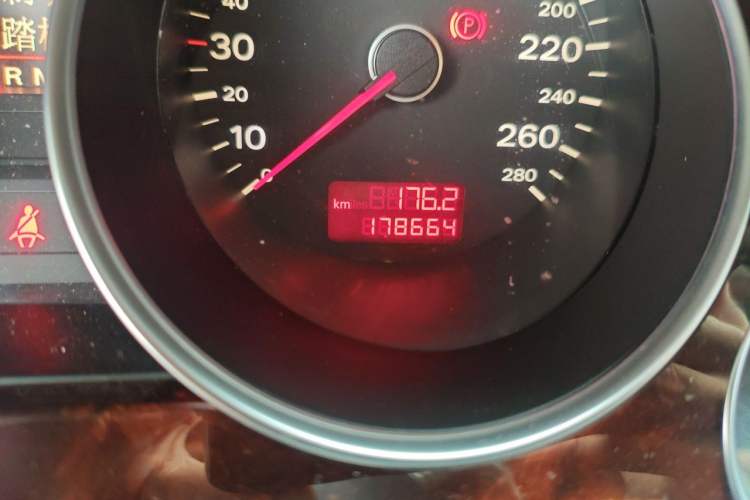 Used Audi A8 2009 A8L 2.8 FSI Standard Model Odometer Close Up