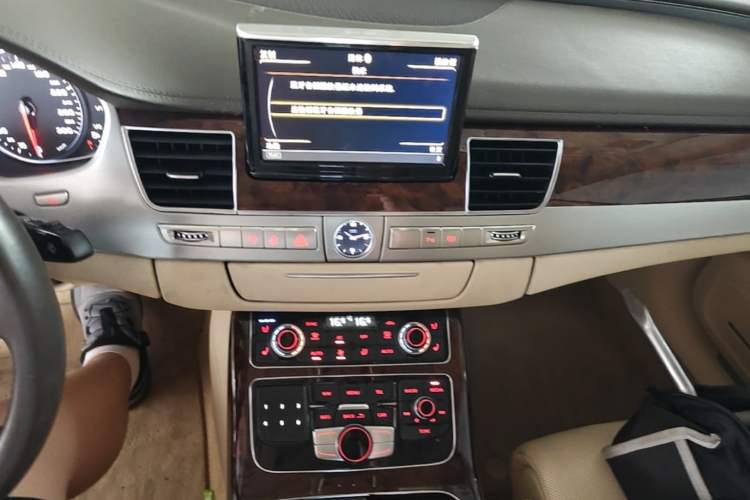 Used Audi A8 2011 A8L 3.0 TFSI quattro Luxury Edition (213kW) Audio And AC Panel