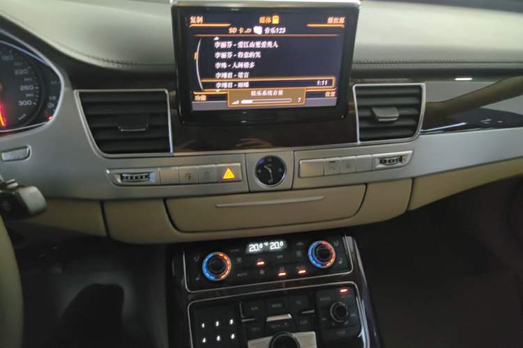 Used Audi A8 2011 A8L 3.0 TFSI quattro Luxury Edition (213kW) Audio And AC Panel