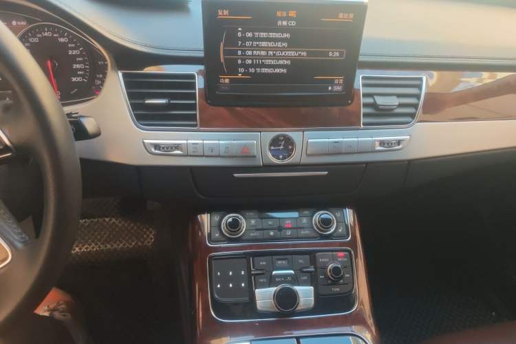 Used Audi A8 2011 A8L 3.0 TFSI quattro Luxury Edition (213kW) Audio And AC Panel