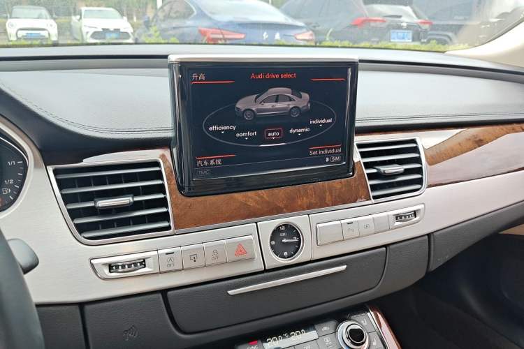 Used Audi A8 2011 A8L 3.0 TFSI quattro Luxury Edition (213kW) Audio And AC Panel