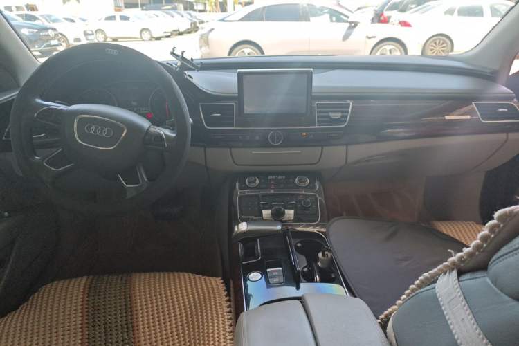 Used Audi A8 2011 A8L 3.0 TFSI quattro Luxury Edition (213kW) Center Console