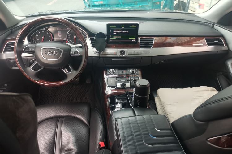 Used Audi A8 2011 A8L 3.0 TFSI quattro Luxury Edition (213kW) Center Console