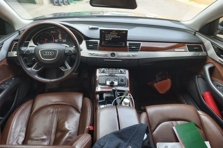 Used Audi A8 2011 A8L W12 6.3 FSI quattro Center Console
