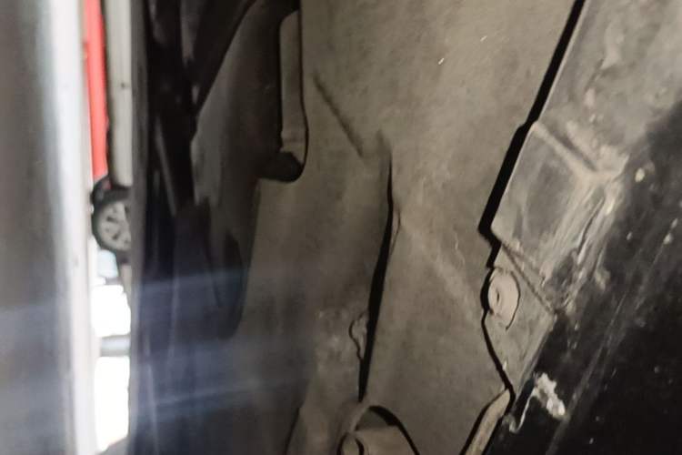 Used Audi A8  Chassis Rear Right