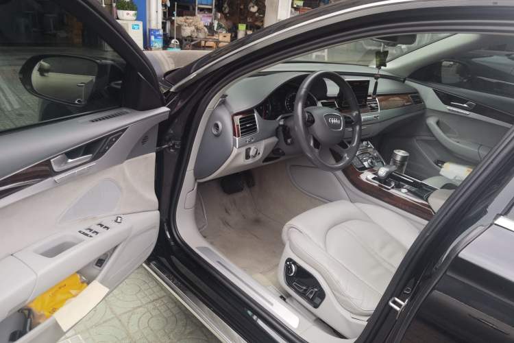 Used Audi A8 2011 A8L 3.0 TFSI quattro Comfort model (213kW) Driver Seat