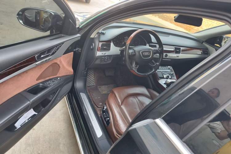 Used Audi A8 2011 A8L W12 6.3 FSI quattro Driver Seat