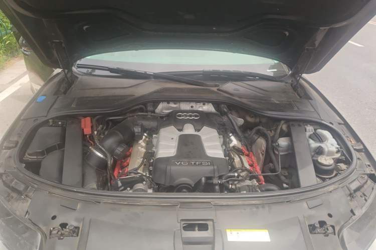 Used Audi A8 2011 A8L 3.0 TFSI quattro Comfort model (213kW) Engine Bay