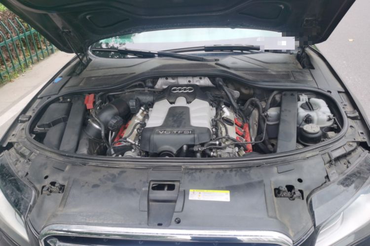 Used Audi A8 2011 A8L 3.0 TFSI quattro Comfort model (213kW) Engine Bay