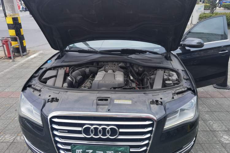 Used Audi A8 2011 A8L 3.0 TFSI quattro Comfort model (213kW) Engine Bay