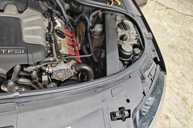 Used Audi A8 2011 A8L 3.0 TFSI quattro Luxury Edition (213kW) Engine Bay Left