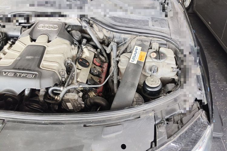 Used Audi A8 2011 A8L 3.0 TFSI quattro Luxury Edition (213kW) Engine Bay Left