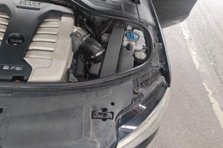 Used Audi A8 2011 A8L W12 6.3 FSI quattro Engine Bay Left