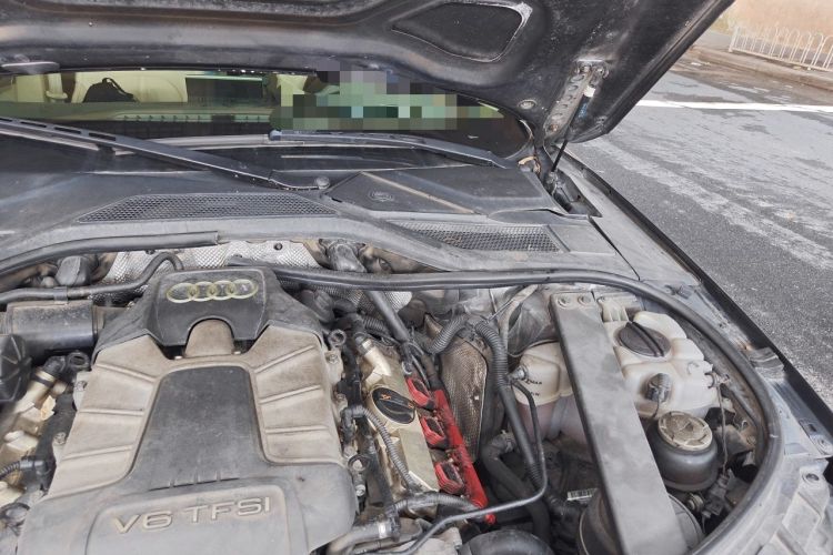 Used Audi A8 2011 A8L 3.0 TFSI quattro Luxury Edition (213kW) Engine Bay Left