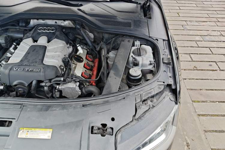 Used Audi A8 2011 A8L 3.0 TFSI quattro Luxury Edition (213kW) Engine Bay Left