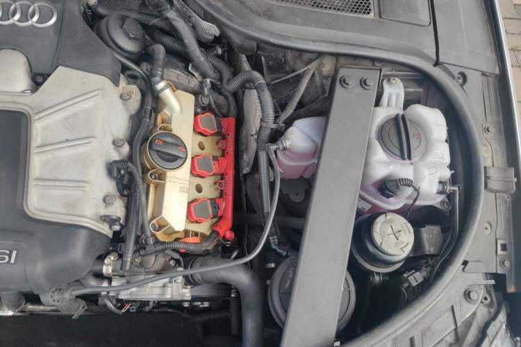 Used Audi A8 2011 A8L 3.0 TFSI quattro Luxury Edition (213kW) Engine Bay Left