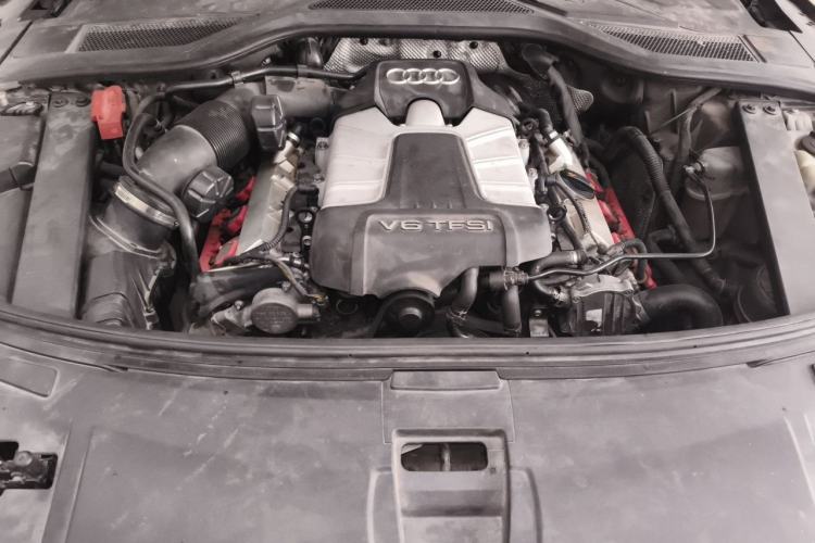 Used Audi A8 2011 A8L 3.0 TFSI quattro Comfort model (213kW) Engine Bay