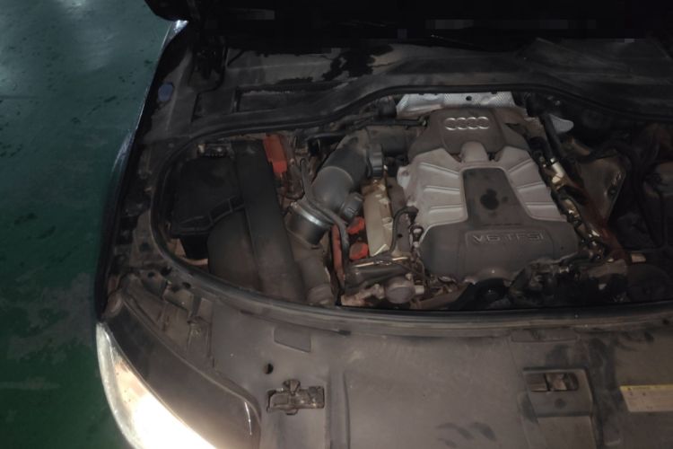 Used Audi A8 2011 A8L 3.0 TFSI quattro Luxury Edition (213kW) Engine Bay Right