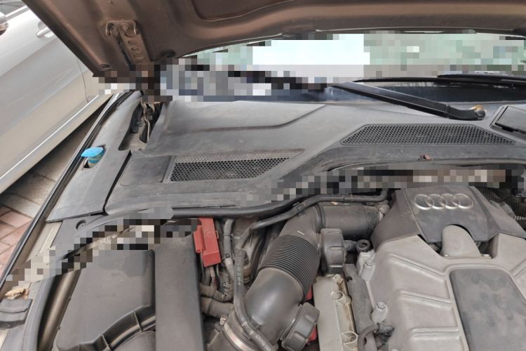 Used Audi A8 2011 A8L 3.0 TFSI quattro Luxury Edition (213kW) Engine Bay Right