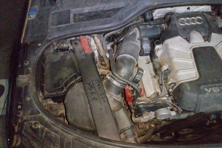 Used Audi A8 2011 A8L 3.0 TFSI quattro Luxury Edition (213kW) Engine Bay Right