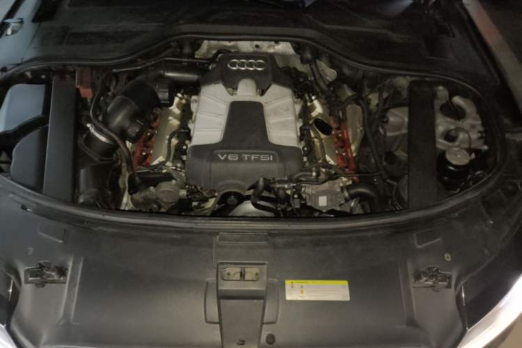 Used Audi A8 2011 A8L 3.0 TFSI quattro Comfort model (213kW) Engine Bay