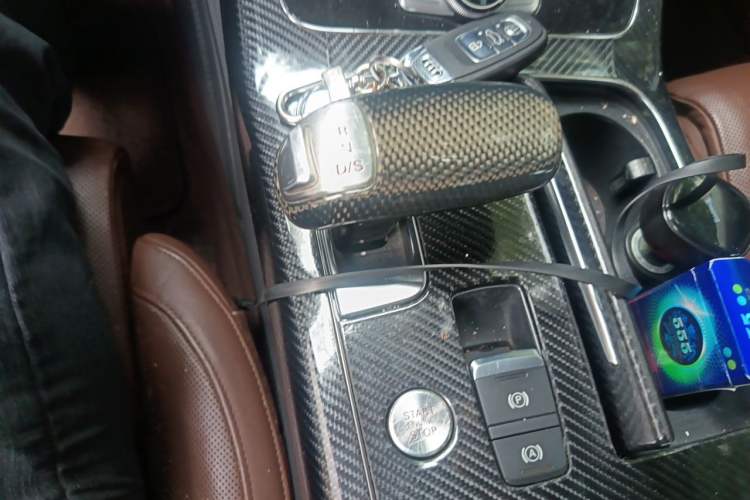 Used Audi A8 2011 A8L 3.0 TFSI quattro Luxury Edition (213kW) Gear Lever