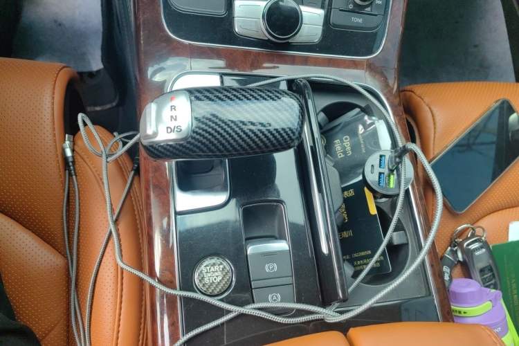 Used Audi A8 2011 A8L 3.0 TFSI quattro Luxury Edition (213kW) Gear Lever
