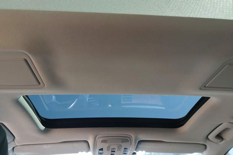Used Audi A8 2011 A8L 3.0 TFSI quattro Comfort model (213kW) Headliner