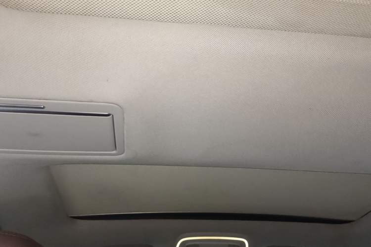 Used Audi A8  Headliner