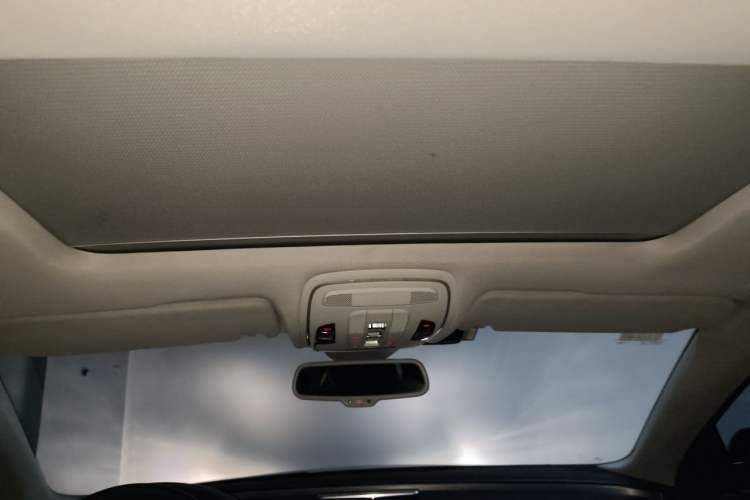 Used Audi A8 2011 A8L 3.0 TFSI quattro Comfort model (213kW) Headliner