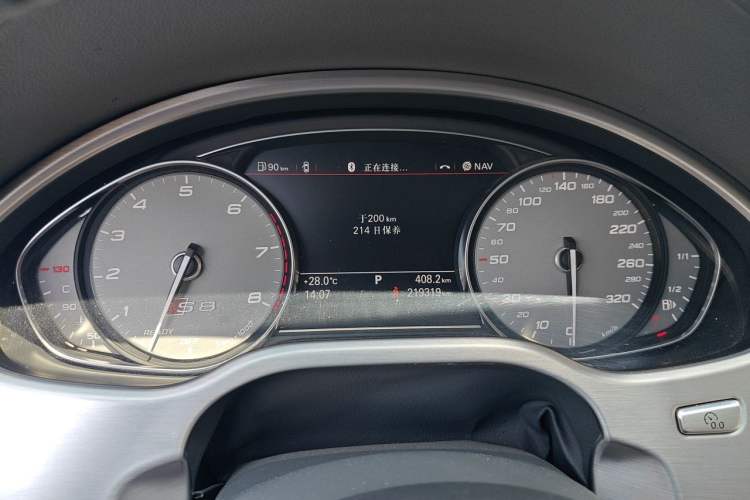Used Audi A8 2011 A8L 3.0 TFSI quattro Comfort model (213kW) Instrument Cluster