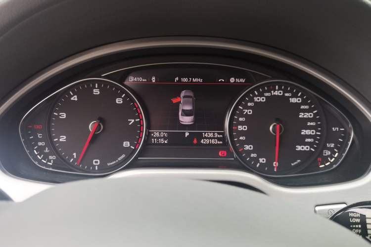 Used Audi A8 2011 A8L 3.0 TFSI quattro Comfort model (213kW) Instrument Cluster
