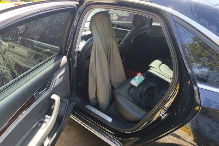 Used Audi A8 2011 A8L 3.0 TFSI quattro Comfort model (213kW) Left Rear Seat