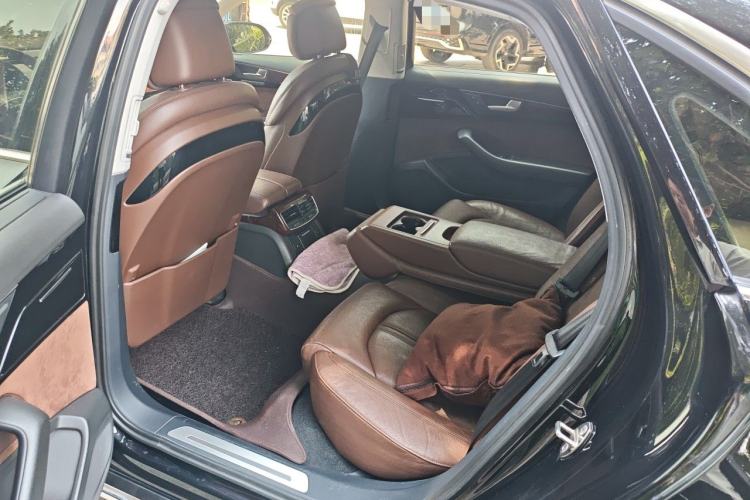 Used Audi A8 2011 A8L 3.0 TFSI quattro Comfort model (213kW) Left Rear Seat