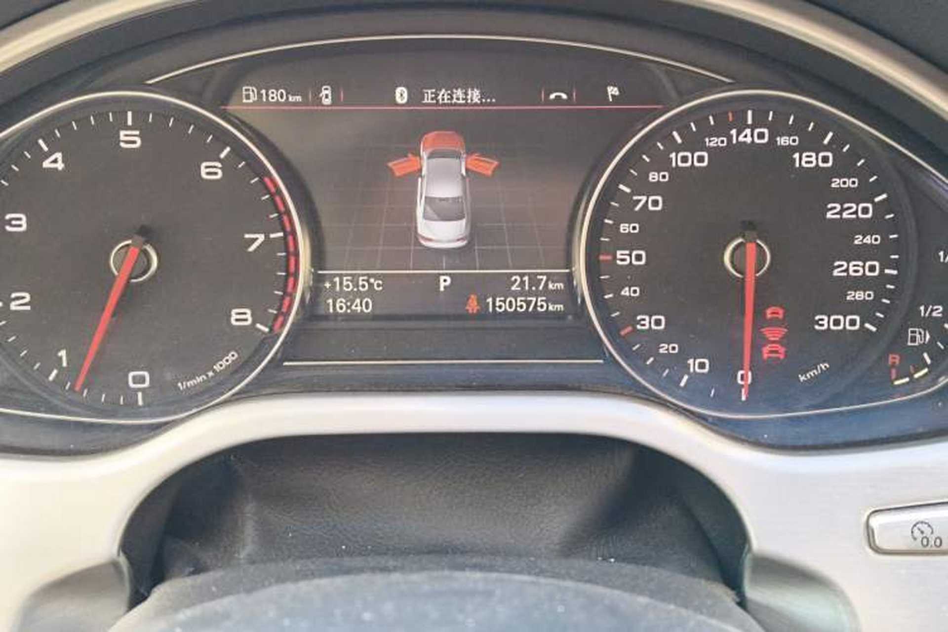 Used Audi A8 2011 A8L 3.0 TFSI quattro Comfort model (213kW) Odometer Close Up