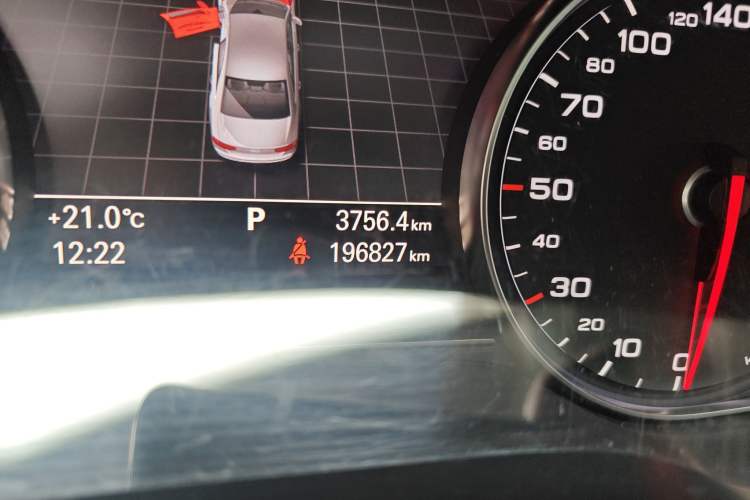 Used Audi A8 2011 A8L 3.0 TFSI quattro Luxury Edition (213kW) Odometer Close Up