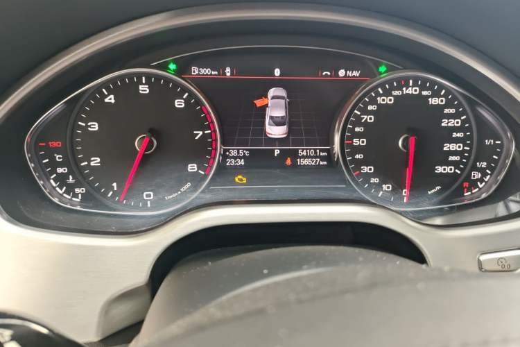 Used Audi A8 2011 A8L 3.0 TFSI quattro Luxury Edition (213kW) Odometer Close Up