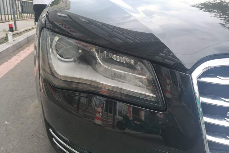 Used Audi A8 2011 A8L 3.0 TFSI quattro Luxury Edition (213kW) Right Front Headlight