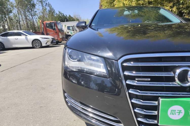 Used Audi A8 2011 A8L 3.0 TFSI quattro Comfort model (213kW) Right Front Headlight