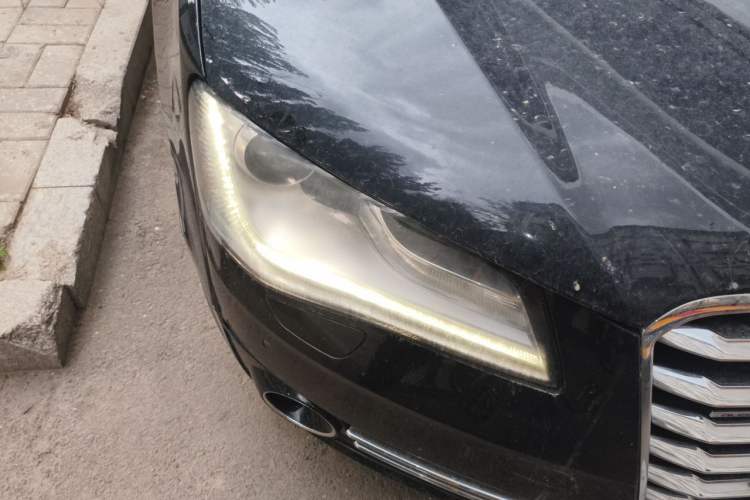 Used Audi A8 2011 A8L 3.0 TFSI quattro Comfort model (213kW) Right Front Headlight