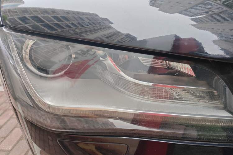 Used Audi A8 2011 A8L 3.0 TFSI quattro Luxury Edition (213kW) Right Front Headlight