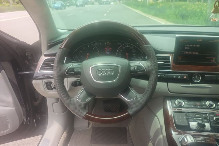 Used Audi A8 2011 A8L 3.0 TFSI quattro Comfort model (213kW) Steering Wheel