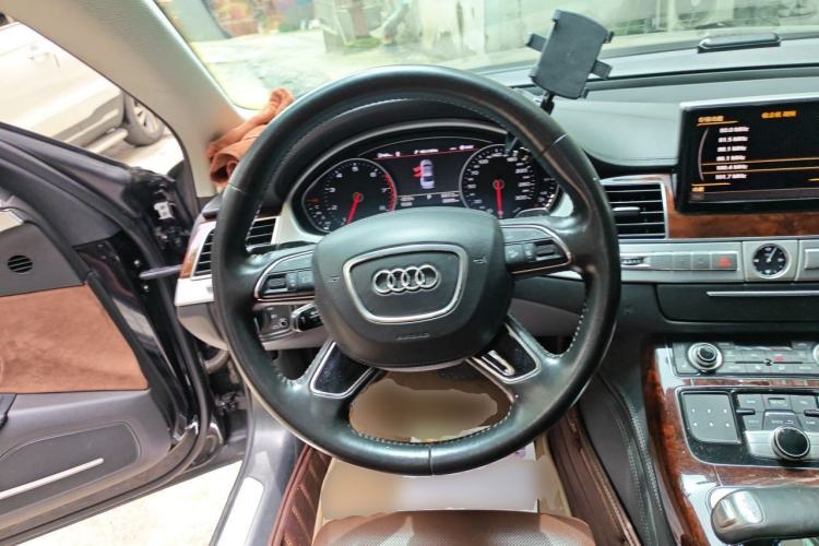 Used Audi A8 2011 A8L 3.0 TFSI quattro Luxury Edition (213kW) Steering Wheel