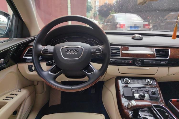 Used Audi A8 2011 A8L 3.0 TFSI quattro Comfort model (213kW) Steering Wheel