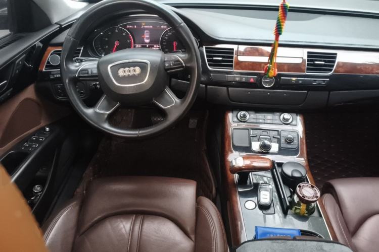 Used Audi A8 2011 A8L 3.0 TFSI quattro Comfort model (213kW) Steering Wheel