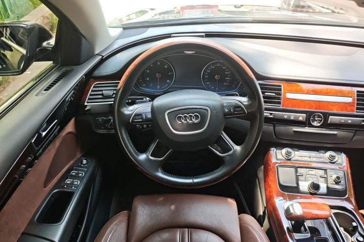 Used Audi A8 2011 A8L 3.0 TFSI quattro Comfort model (213kW) Steering Wheel