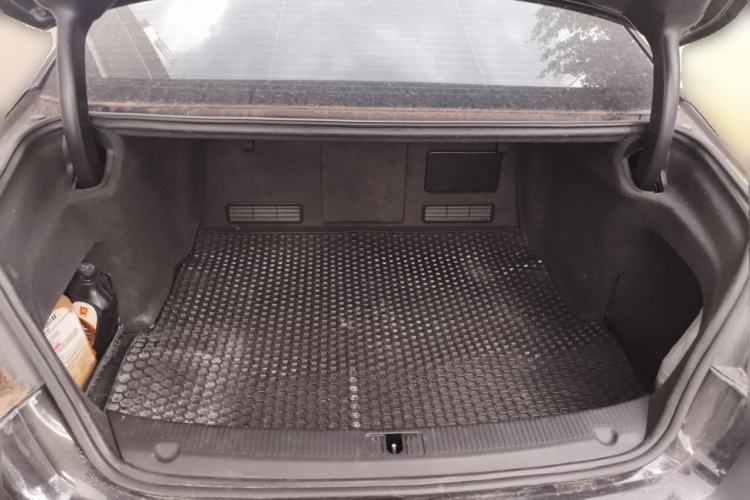 Used Audi A8 2011 A8L 3.0 TFSI quattro Comfort model (213kW) Trunk